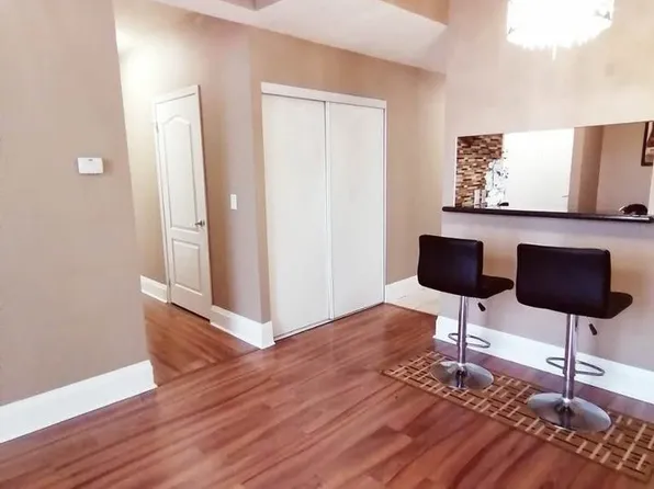4 Elsinore Path, Toronto, ON