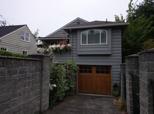 2555 56th Ave SW, Seattle, WA 98116