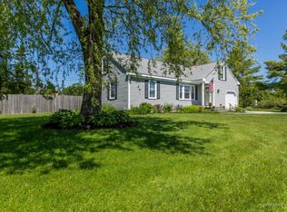 218 Middle Rd, Cumberland, ME 04021