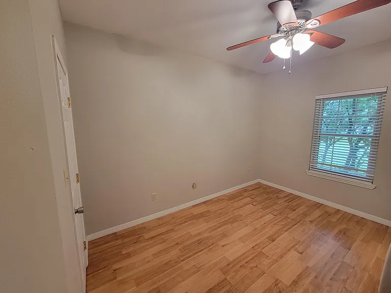 2225 Prytania Cir — Photo 14