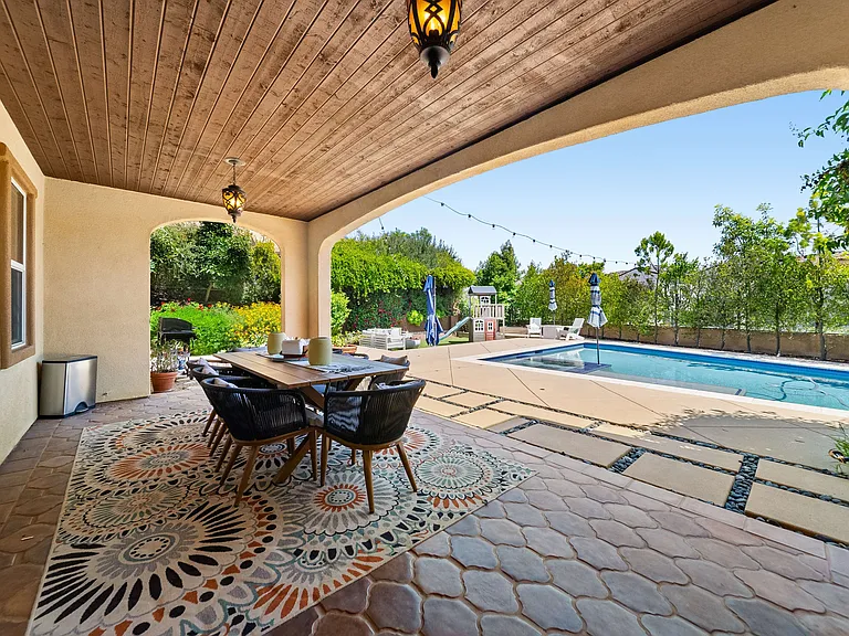 972 Tucana Dr — Photo 14