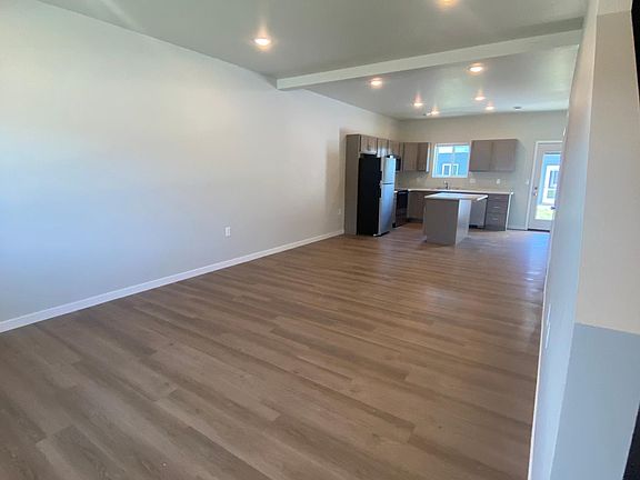 4th image of 5724 E Lebridge St