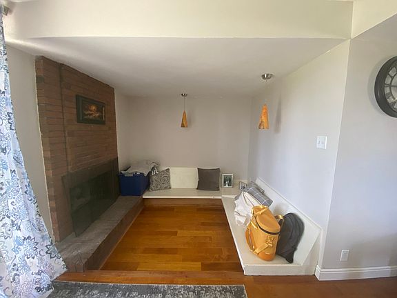 Sitting Area - Fireplace
