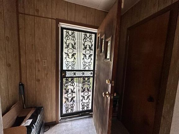 2nd image of 759 S Fayette St