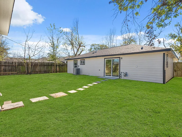 5123 Ridgeway Dr — Photo 18