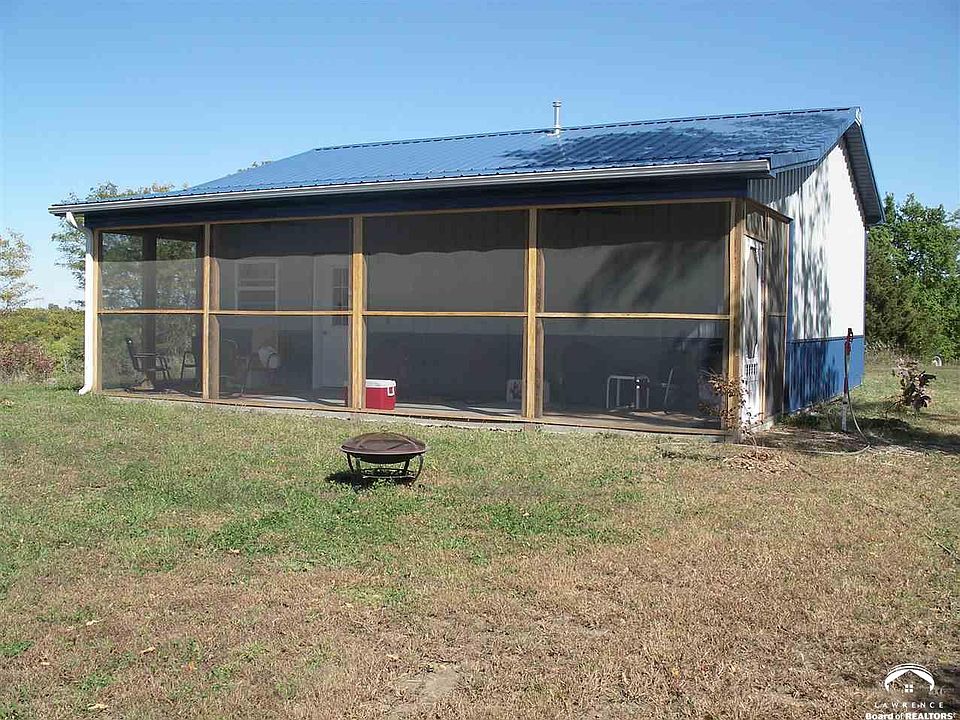 18227 K4 Hwy, Valley Falls, KS 66088 | Zillow