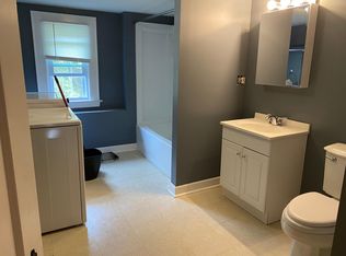 3 Hunters Ln FLOOR 2, Ansonia, CT 06401