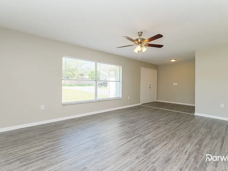 10061 Blackburn St — Photo 6