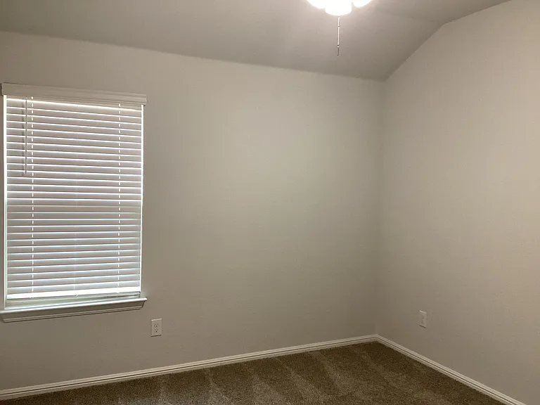 9104 Herringbone Dr — Photo 8