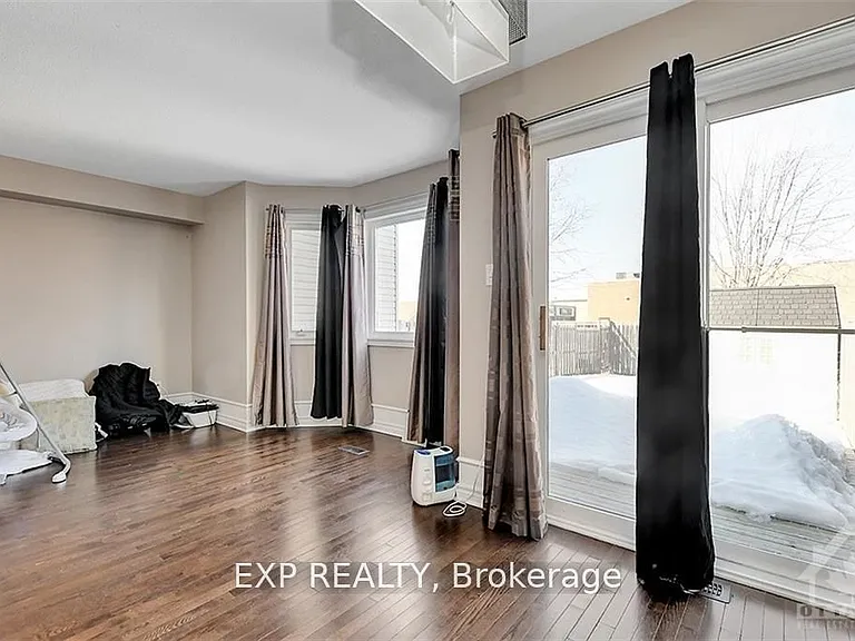 535 Salzburg Dr — Photo 8