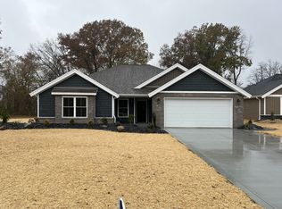 3 Beacon Way, Washington, IN 47501