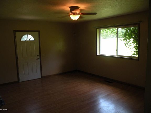 5th image of 13480 Highway 44 E