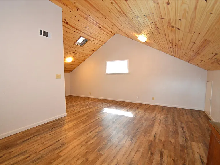 8833 Tallwood Dr — Photo 28