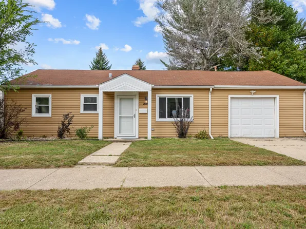 205 Hereford Dr, Steger, IL 60475