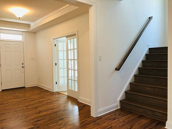 3rd image of 10756 Forest Hollow Ct