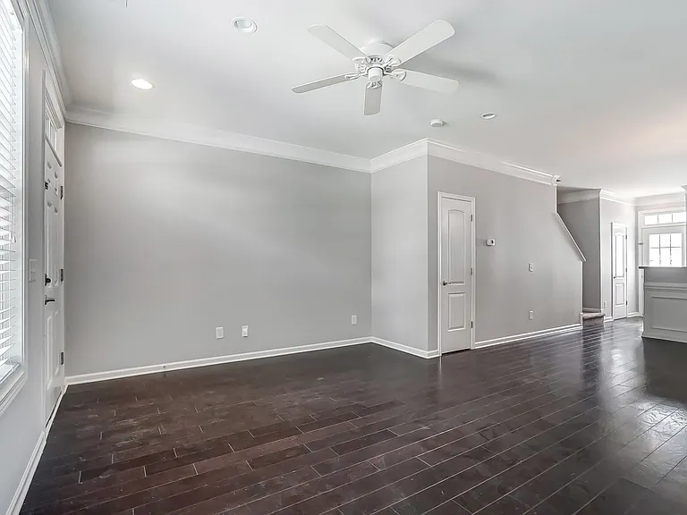 9519 Longstone Ln — Photo 13