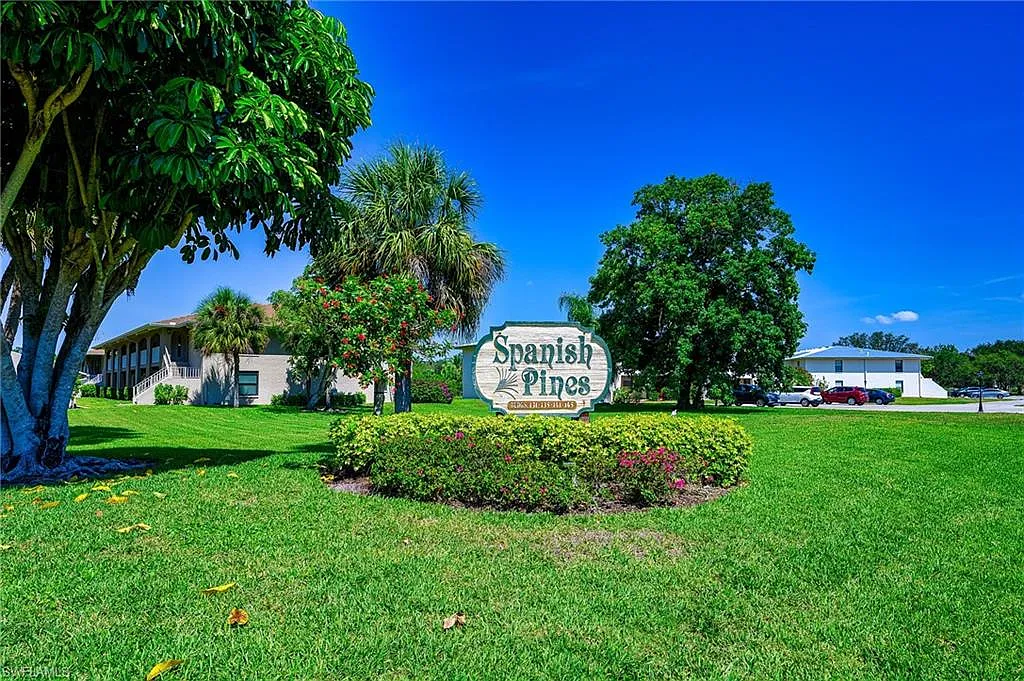2 bed, 2.0 bath, 1377 sqft, $2,100 — Photo 1