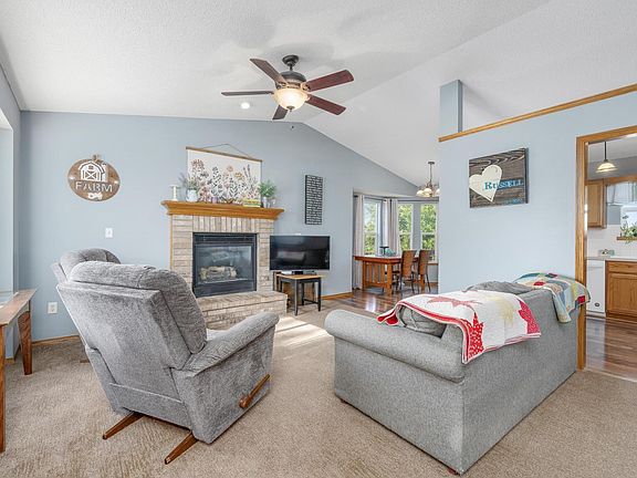 4th image of 1815 N Country Walk Ln