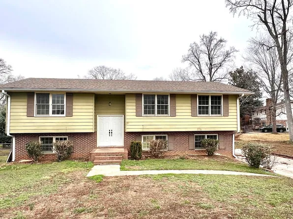 600 Brooks Rd, Mauldin, SC 29662