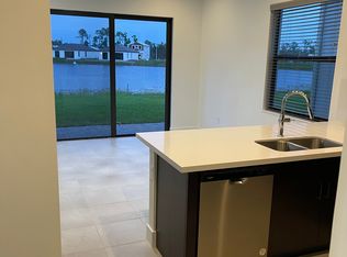 5653 Cerva Ln, Immokalee, FL 34142