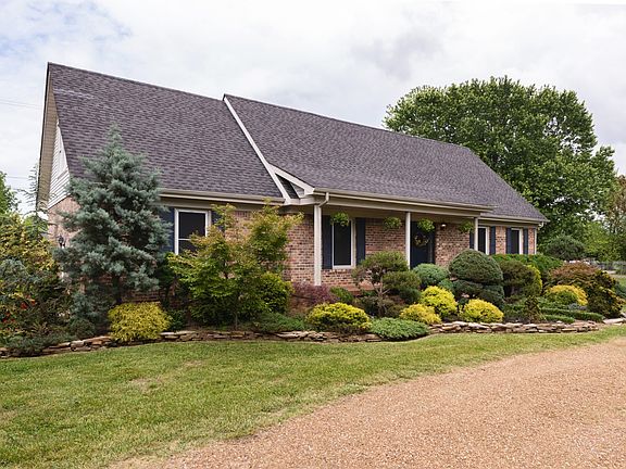 2nd image of 2592 W Park Dr