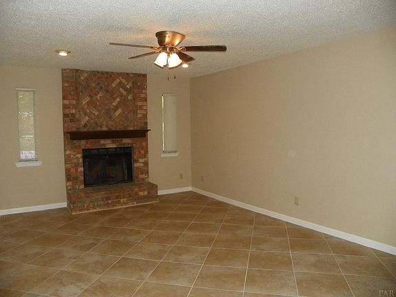4th image of 6103 E Shore Dr #1/2-D