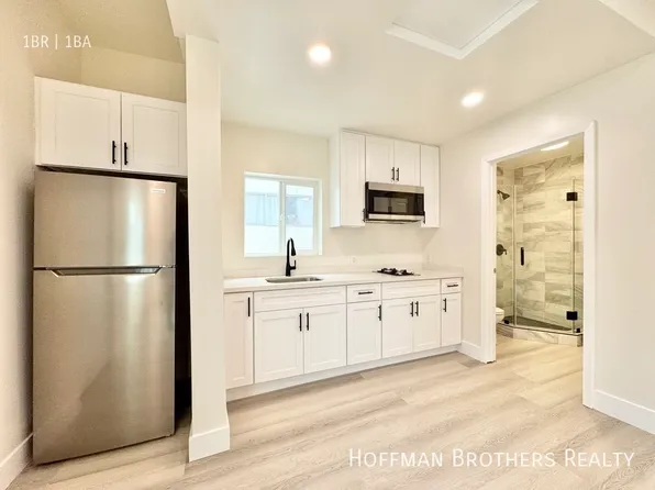 12814 Pacific Ave #1, Los Angeles, CA 90066