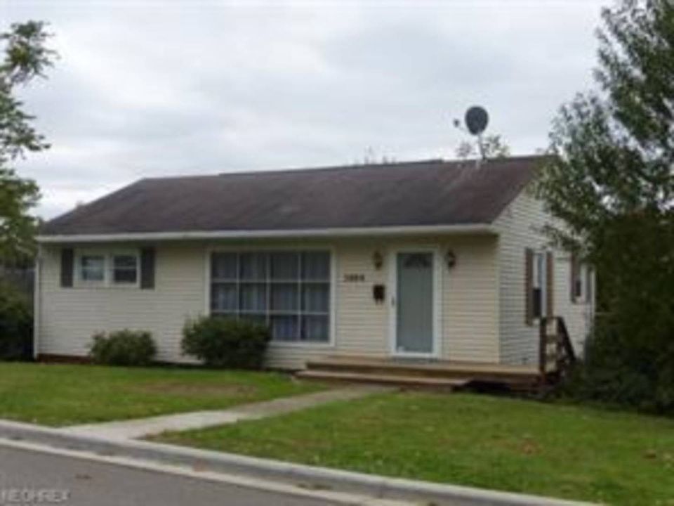 1st image of 1009 Oakland Blvd
