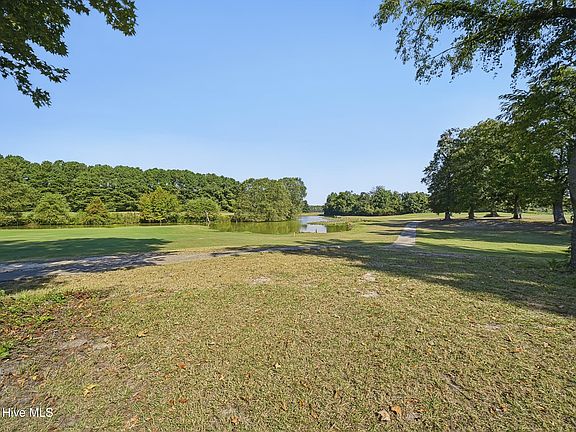 5th image of 1045 Soundside Road