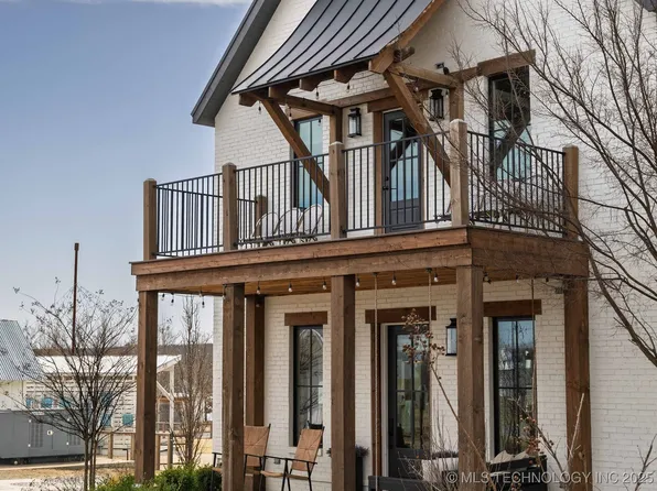 26 Boardwalk, Eufaula, OK 74432