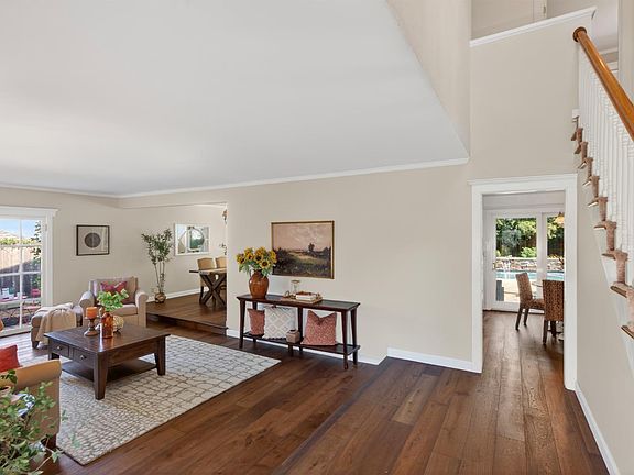 3rd image of 3932 Montrose Street