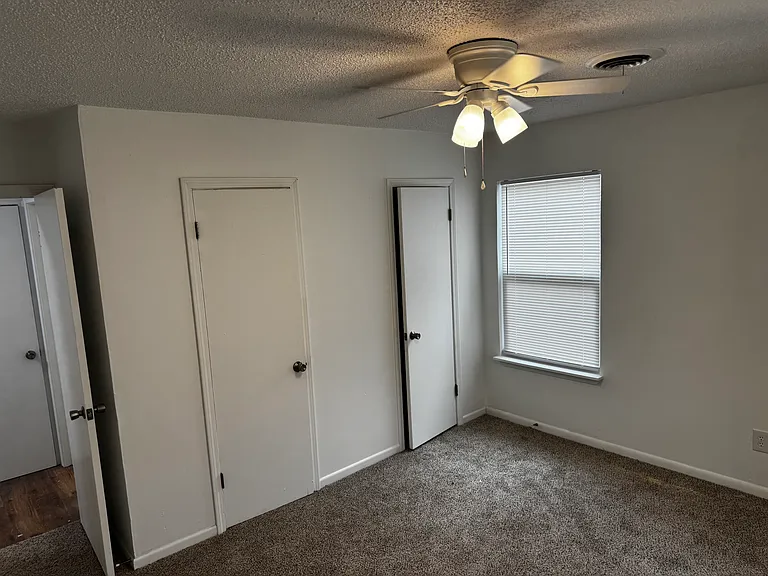 4718 S Fannin St — Photo 15