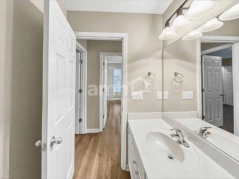 1808 Bunting Way Dr — Photo 16