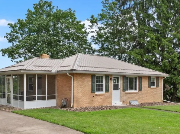 200 Anderson Pl, Glenshaw, PA 15116