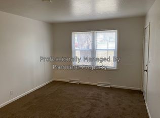 613 Deweese St, Grandview, MO 64030