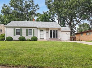 1407 Vassar Rd, Rockford, IL 61103