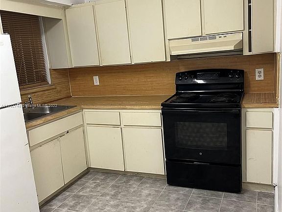 4th image of 2831 NW 152nd Ter #1