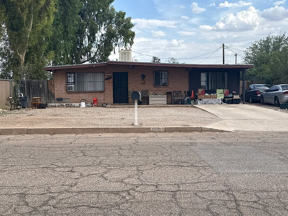 1st image of 2326 E Hedrick Dr