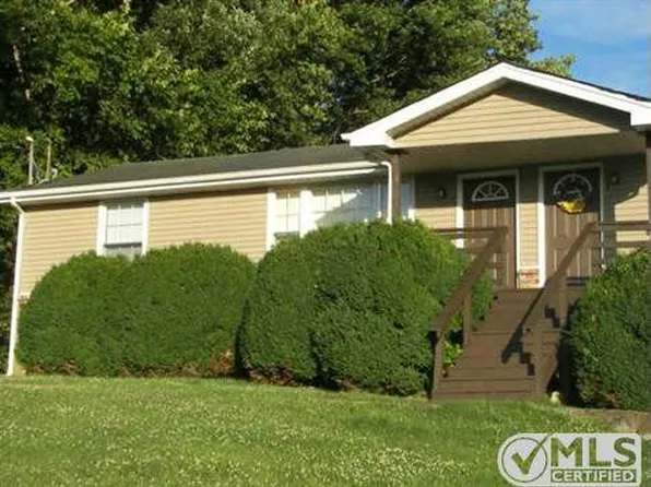 611 Ellen Dr, Goodlettsville, TN 37072