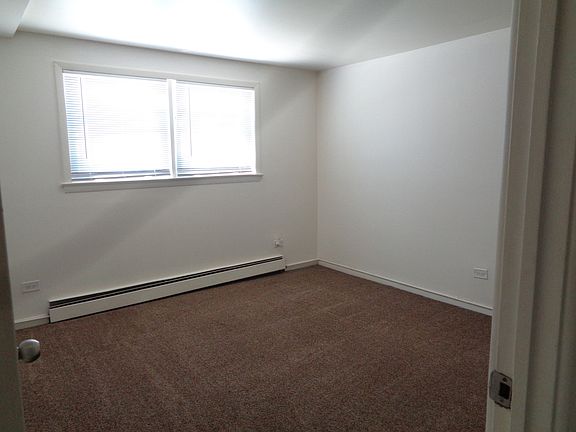 5th image of 10756 S Harlem Ave APT 1B