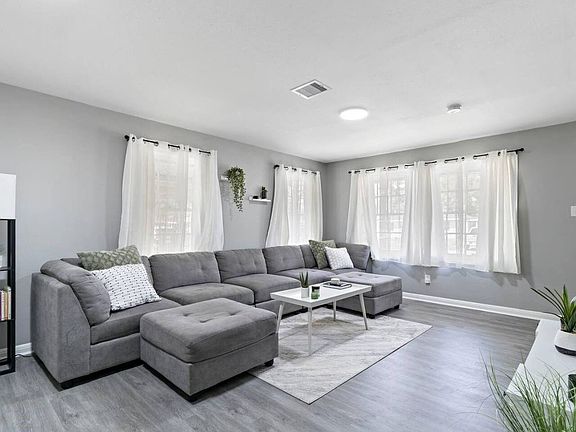 4th image of 5130 Cosby St