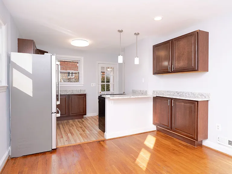 10026 Lorain Ave — Photo 10