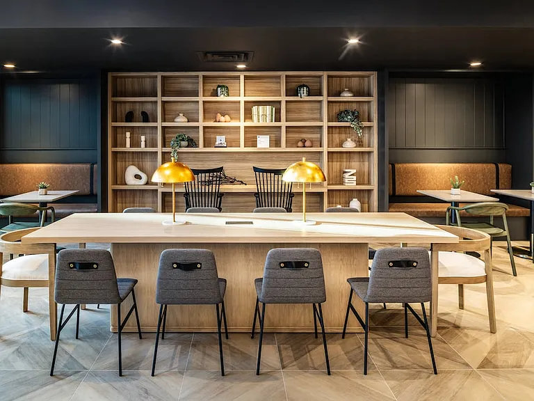 Lobby and leasing area with ample coworking spaces