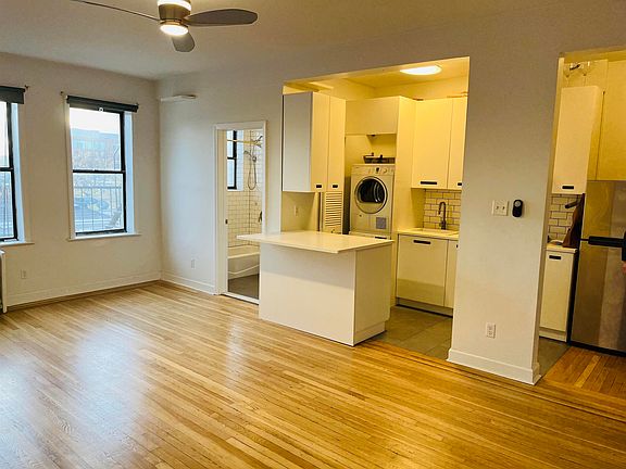 5th image of 821 Bergen Ave APT D11