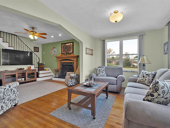 4th image of 11394 Revere Ln