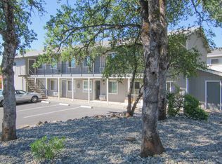 261 Boulder Creek Dr #F, Redding, CA 96003