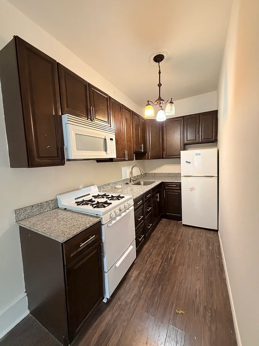 Building Photo - 2118 Green St #1F