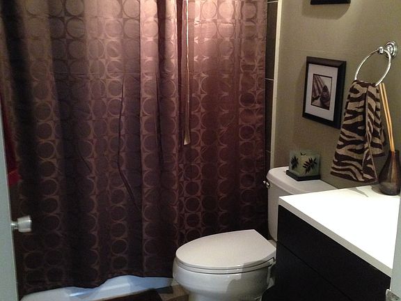 5th image of 2366 E Mall Dr APT 318
