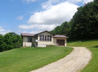 S3994 Bickel Rd, La Farge, WI 54639