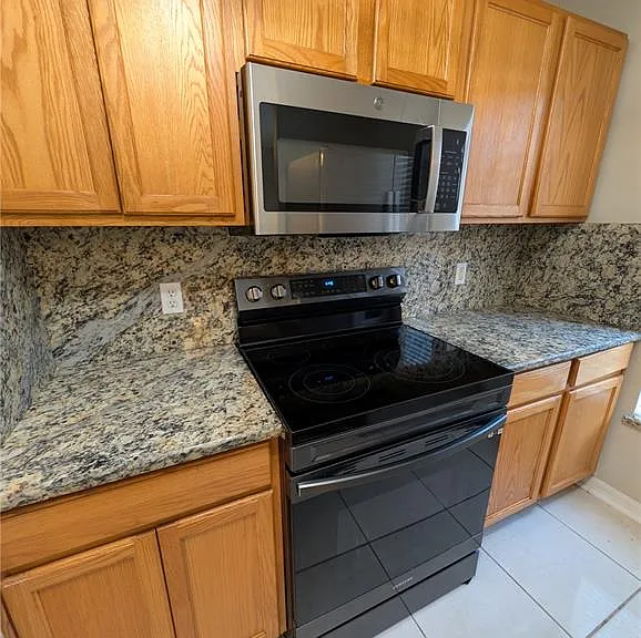 4630 Ashburn Square Dr — Photo 12